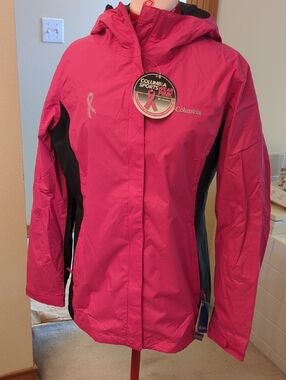 Columbia Women’s Hot Pink and Black Hooded Ski Jacket